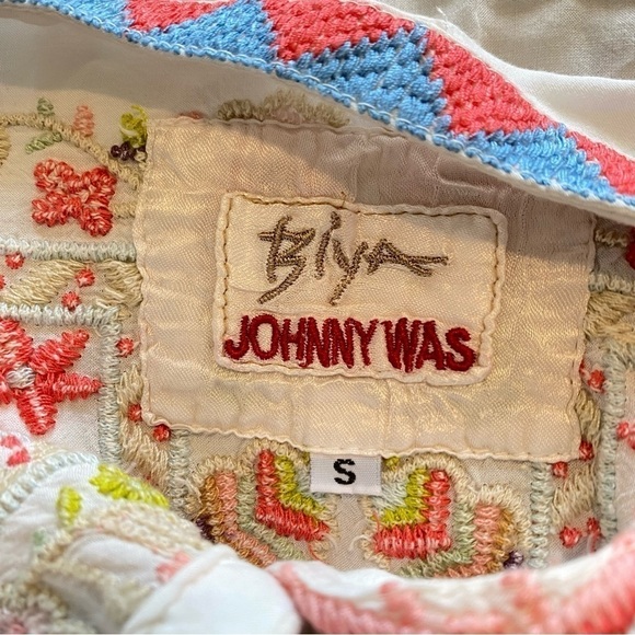 Johnny Was Biya White Floral Embroidered Blouse Shirt Women’s Size Small - Picture 8 of 10